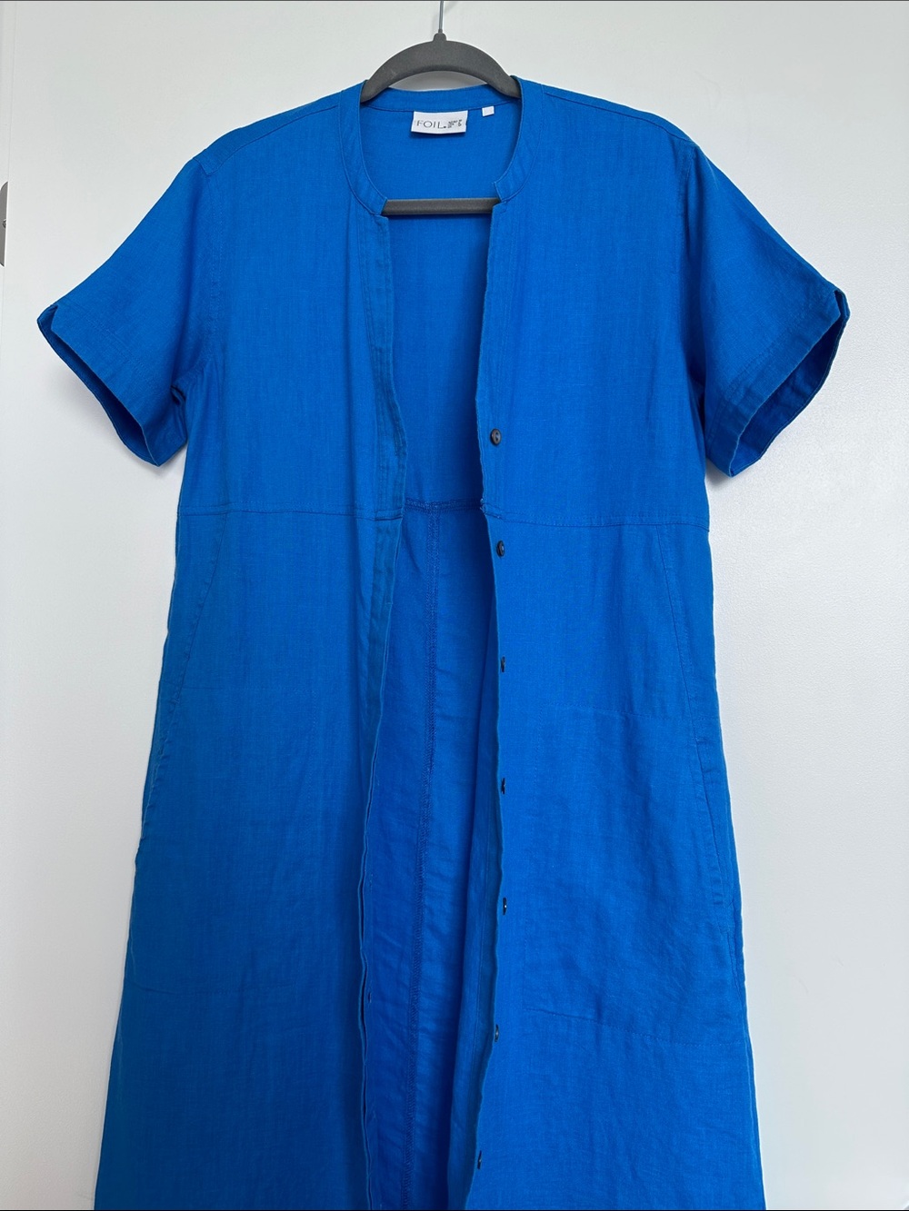 FOIL Classic Short-Sleeve Button Front Blue Linen Dress with Pockets (6) - Picture 7 of 13